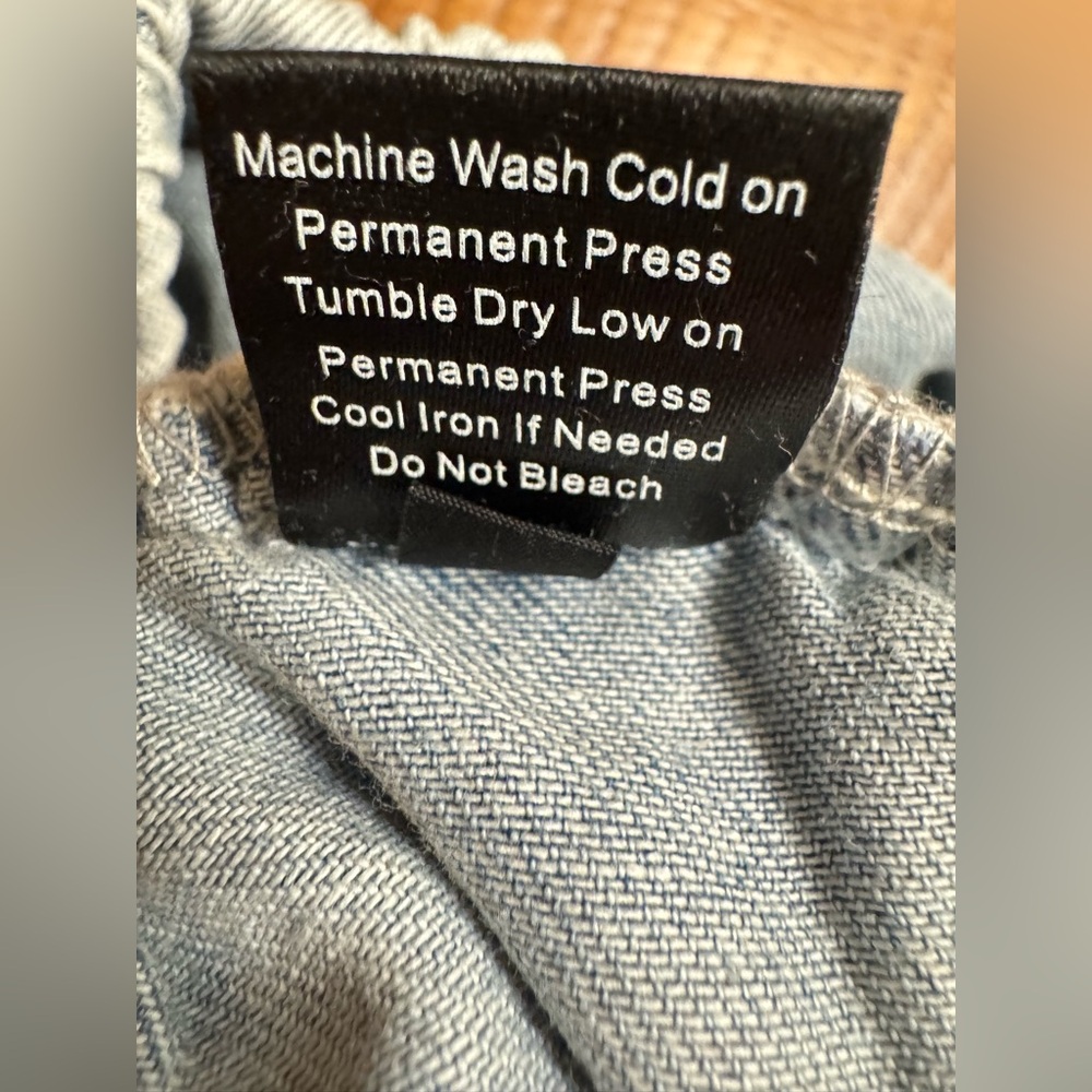 POL Light-Blue Wide Leg Laser-Cut Denim Jeans with Drawstring - Picture 4 of 11